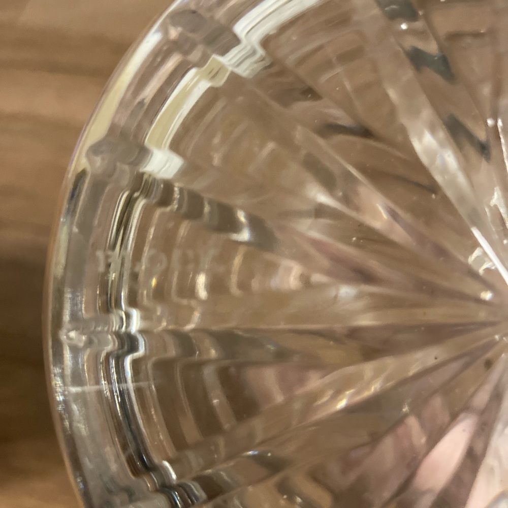Block Cut Crystal Swirl Pattern Pitcher - Picture 8 of 8